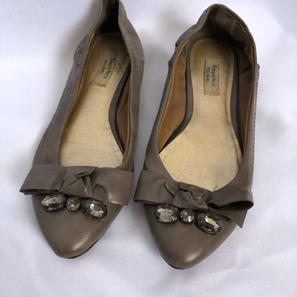Vera Wang Flats
